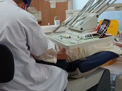 -上海仁爱医院口腔科 · 种植