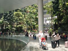 -樟宜机场免税店