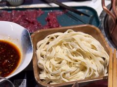 -牛村来人潮汕牛肉火锅(西单店)