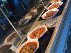 -大中华希尔顿酒店-念自助餐·嗨啤·小龙虾