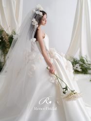 -Renee芮亦婚纱(原丽莎)