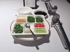 -洋房火锅(上海新天地南北里店)