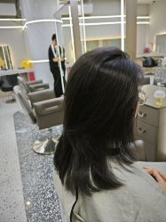 -苏豪路易士·嘉玛发廊