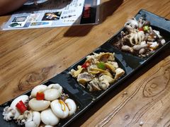 -东来菜馆•手抓海鲜家常菜•海鲜锅贴(鸽子窝店)