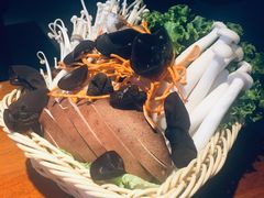 -黑鸡小馆(金源店)