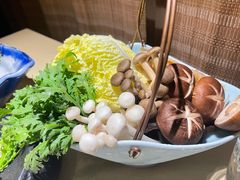 -余欢领鲜火锅(新街口店)