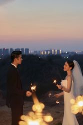 -喜爱高定婚纱摄影