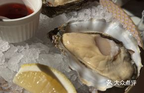 French Girardot Oyster Platter