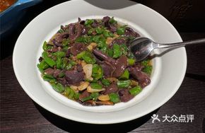 Sea Cucumber with Beefsteak Mushroom Stir-Fry