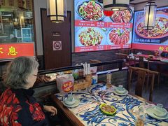 -川流不息·地道川菜·小龙虾(新松江路店)