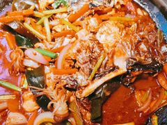 -鸣记脆皮烤鱼·海鲜烤鱼(三八广场店)