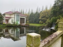 -上海怡沁园度假酒店