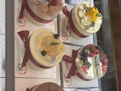 -花花卷卷·鲜食蛋糕(静安久光百货店)