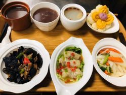 -菁幼月子会所(儿童医院店)