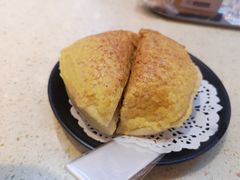酥皮菠萝包-明腾壹间茶餐厅(新都会花园广场店)