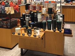 -星巴克臻选(威海威高广场店)