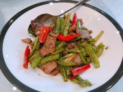 小炒黄牛肉-新加坡瑞珍•海河观景餐厅