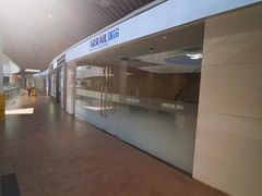 -瑞尔齿科(上海长风大悦城店)