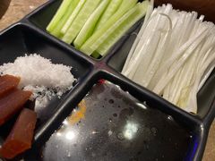 -三人行骨头王火锅(长寿店)
