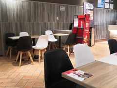 大堂-肯德基(东安路站店)