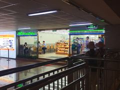 门面-全家便利店(莲花池东路店)