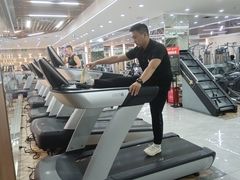 -美航国际健身(北京华联店)