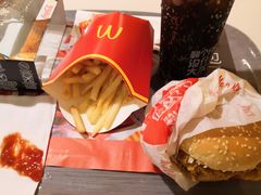 -麦当劳(洪山商场店)