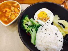 麻辣小龙虾饭-海盗虾饭·剥好的小龙虾饭(SOHO尚都店)