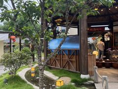 -湘力力小院·鱼汤泡饭(枫林路店)