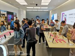 -华为智能生活馆(上海金桥国际商业广场)