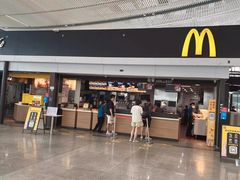 -麦当劳(深圳北站高铁店)