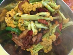 干锅有机花菜-渝小厨(新吴店)