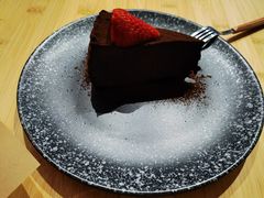 -C.Y Cafe