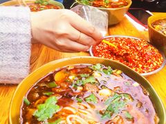 红汤全家福-全家福米线