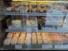 -红宝石·鲜奶小方·海派西点房(南丹店)