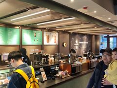 -星巴克臻选(上海今潮8弄店)