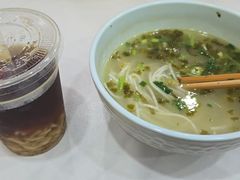 -全家福米线