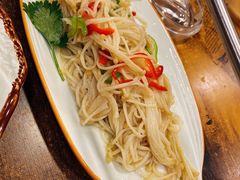-清真·东拉黑炭火烤羊腿(世通·国际店)
