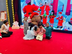 -奈尔宝家庭中心·亲子餐厅(鄞州万达店)