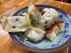 -无名氏宵夜小摊(祝家三姐妹馄饨店)