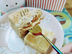 核桃拿破仑-黛汀烘焙DAINTY BAKERY(代字行合生汇店)