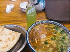 -清真马杰山牛肉汤馆