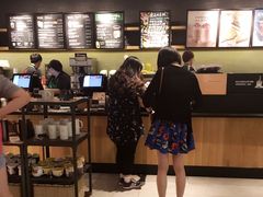 -星巴克臻选(莘庄仲盛店)