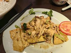 -大头虾越式风味餐厅(光明广场店)