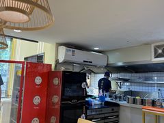 -老新隆牛肉锅贴(新街口店)