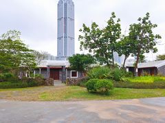-万绿园