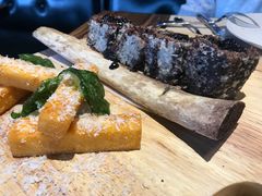 牛肋排配玉米条-Mercato莫卡多露台餐厅与酒吧(K11店)