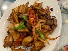 -马尔龙新疆饭店·清真(瑞景店)