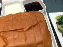 面包果酱西米丹-诺敏塔拉奶茶-布里亚特包子-手把肉(锦都会店)