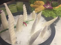 -尚尚仙·酸汤猪手·猪肚鸡火锅(华联万柳购物中心店)